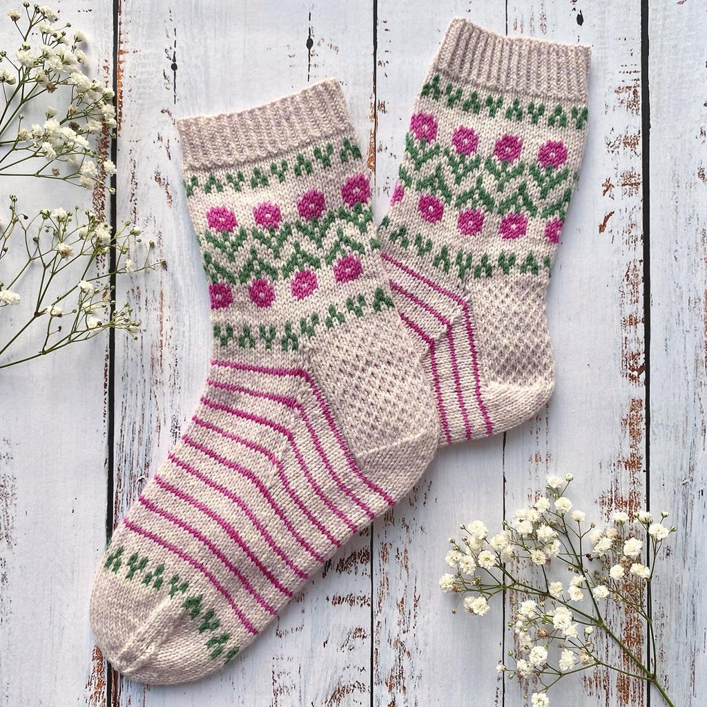Spring Getaway Socks - Printed Pattern