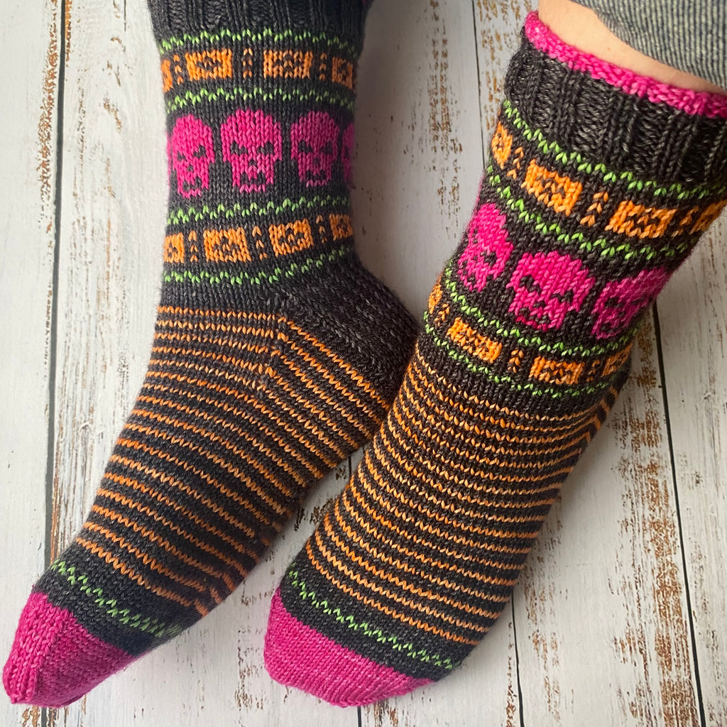 Trick or Feet Socks - Printed Pattern
